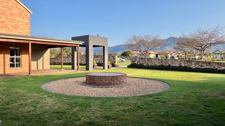 3 Bedroom Property for Sale in Earls Court Lifestyle Estate Western Cape